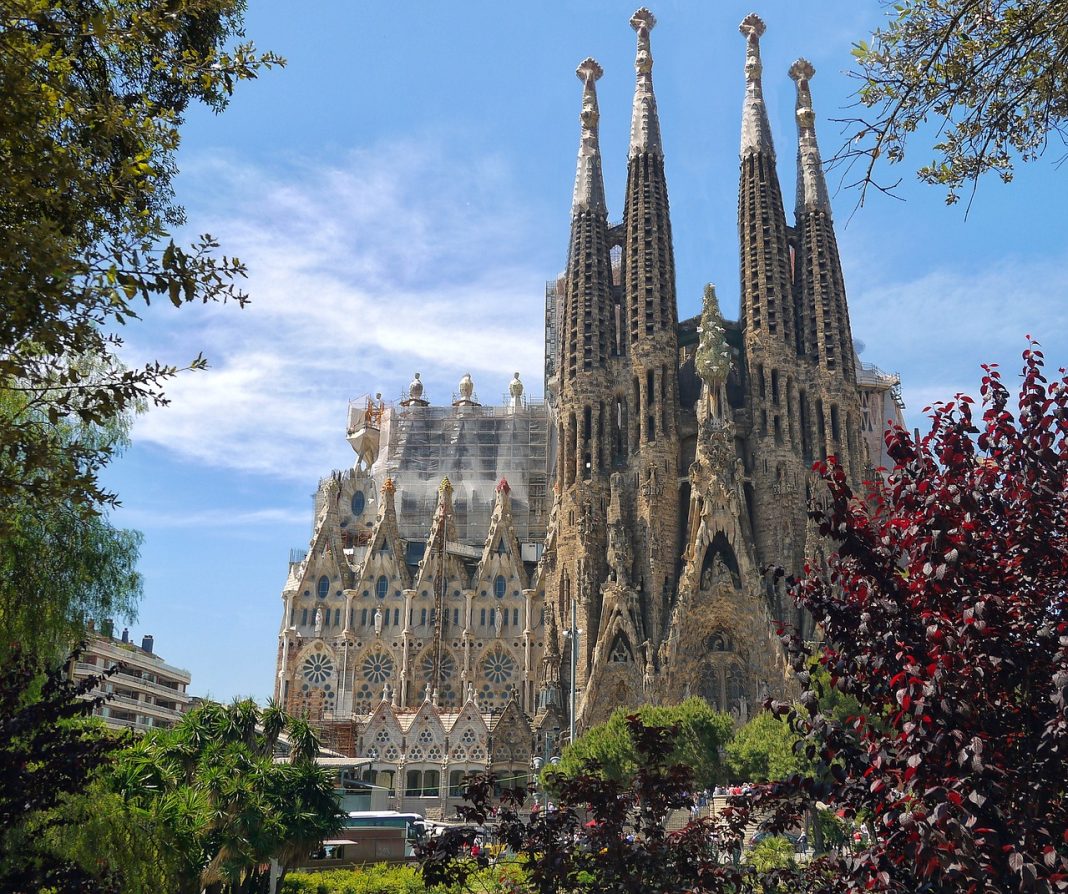 sagrada-familia-g76893d890_1280
