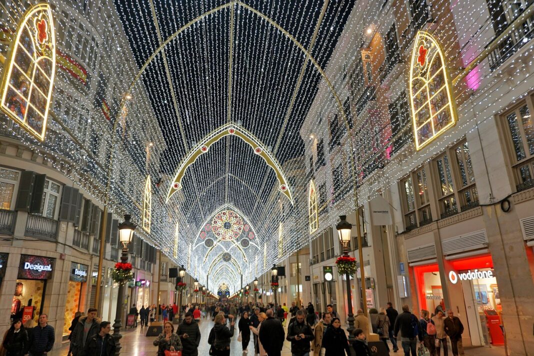 jouluvalot malaga