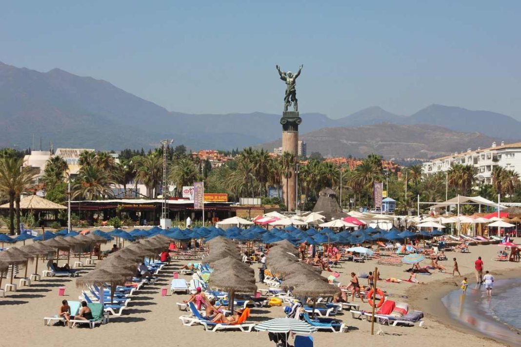kuva rannalta Marbella